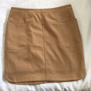 Vineyard vines camel wool mini skirt size 6